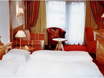 Hotel Jenbacherhof B&B Exterior photo